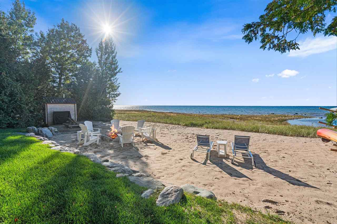 4467 Lake Shore Drive Charlevoix MI 49720