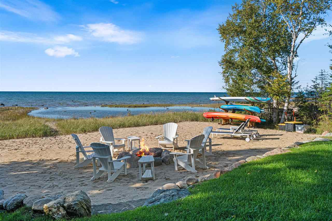 4467 Lake Shore Drive Charlevoix MI 49720