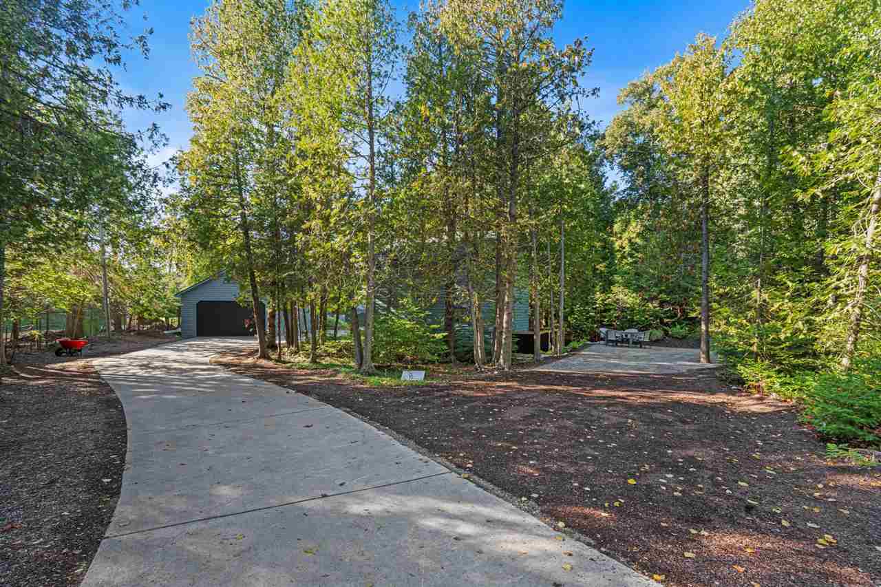 4467 Lake Shore Drive Charlevoix MI 49720
