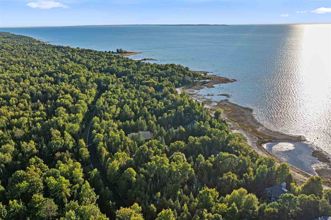 4467 Lake Shore Drive Charlevoix MI 49720