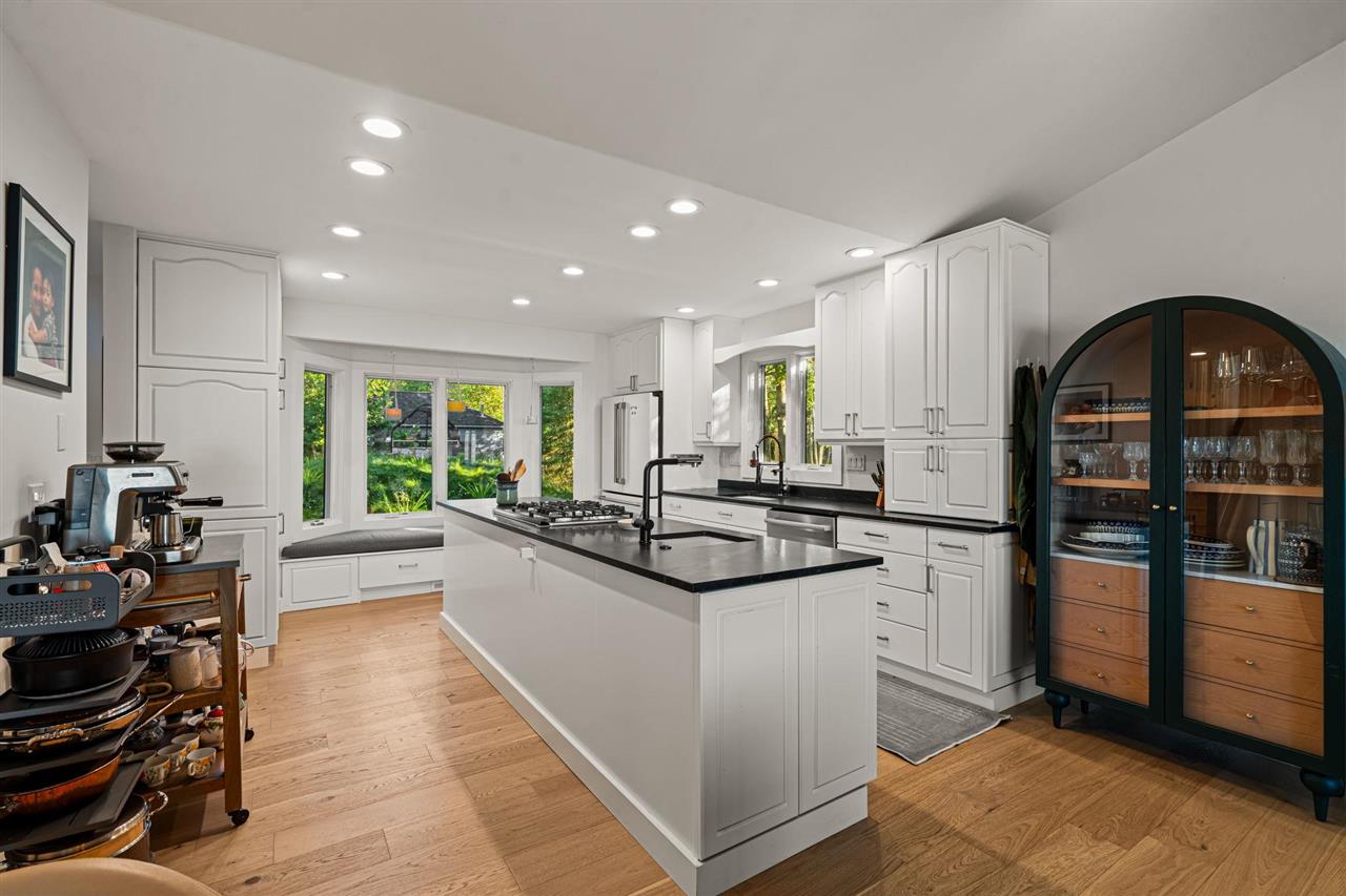 4467 Lake Shore Drive Charlevoix MI 49720