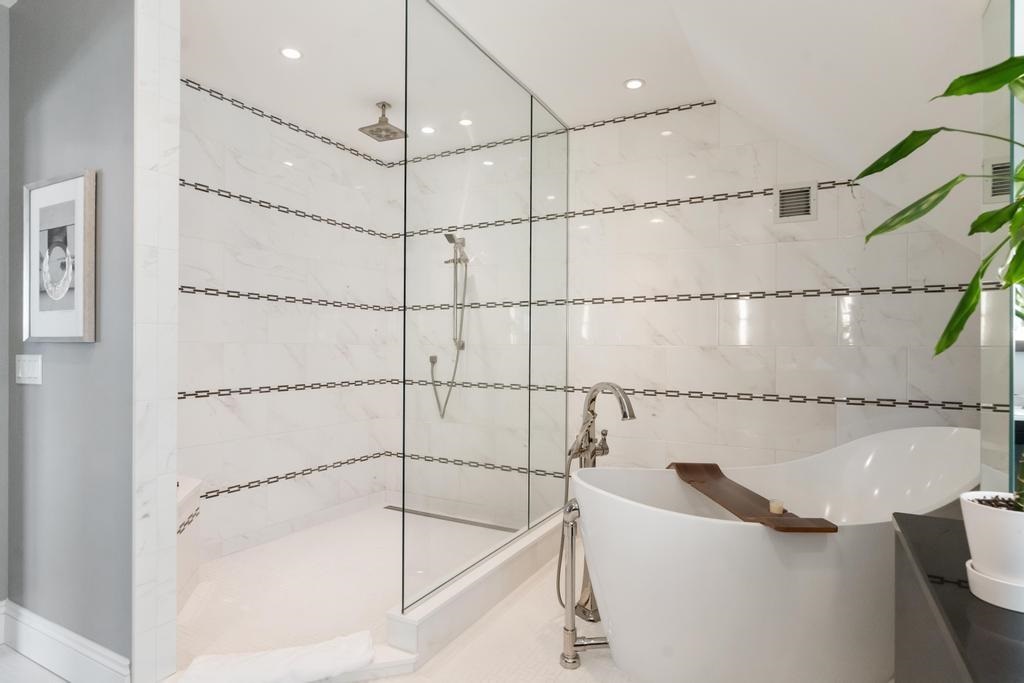 852 Bluffs Court Bay Harbor MI 49770