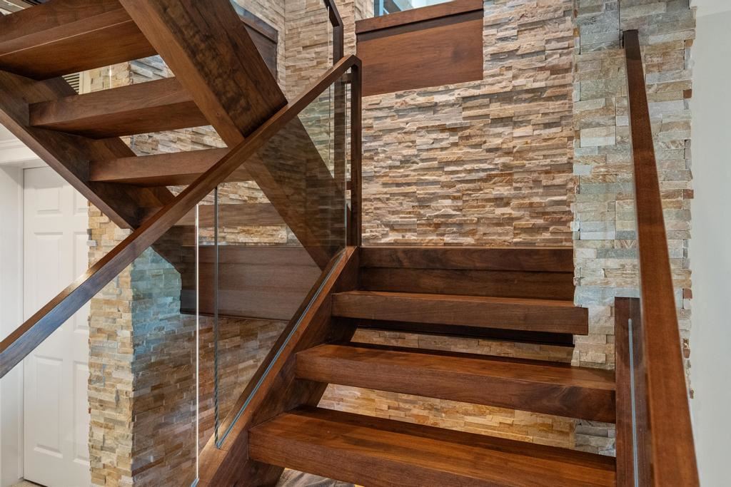 852 Bluffs Court Bay Harbor MI 49770