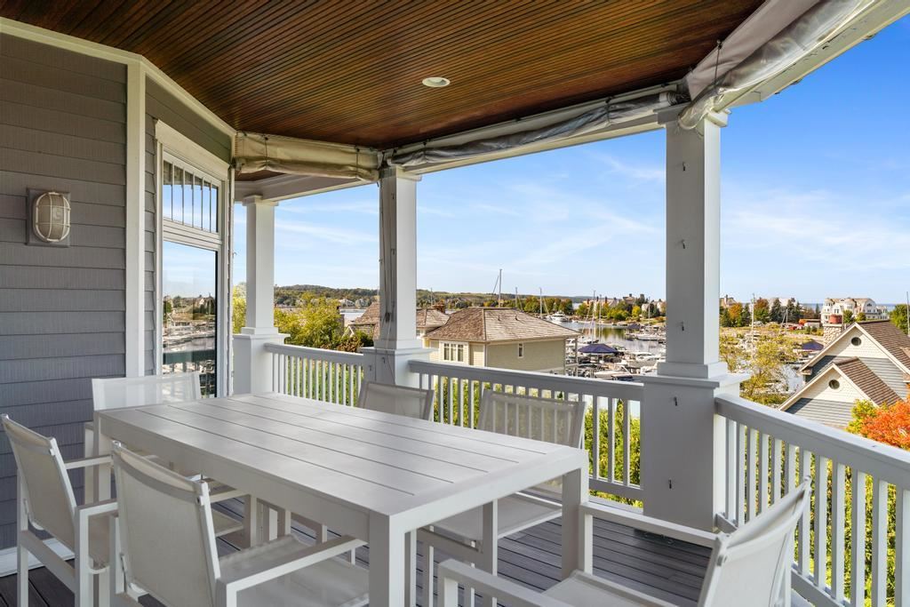 852 Bluffs Court Bay Harbor MI 49770