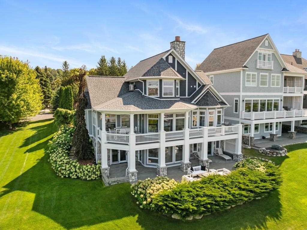852 Bluffs Court Bay Harbor MI 49770