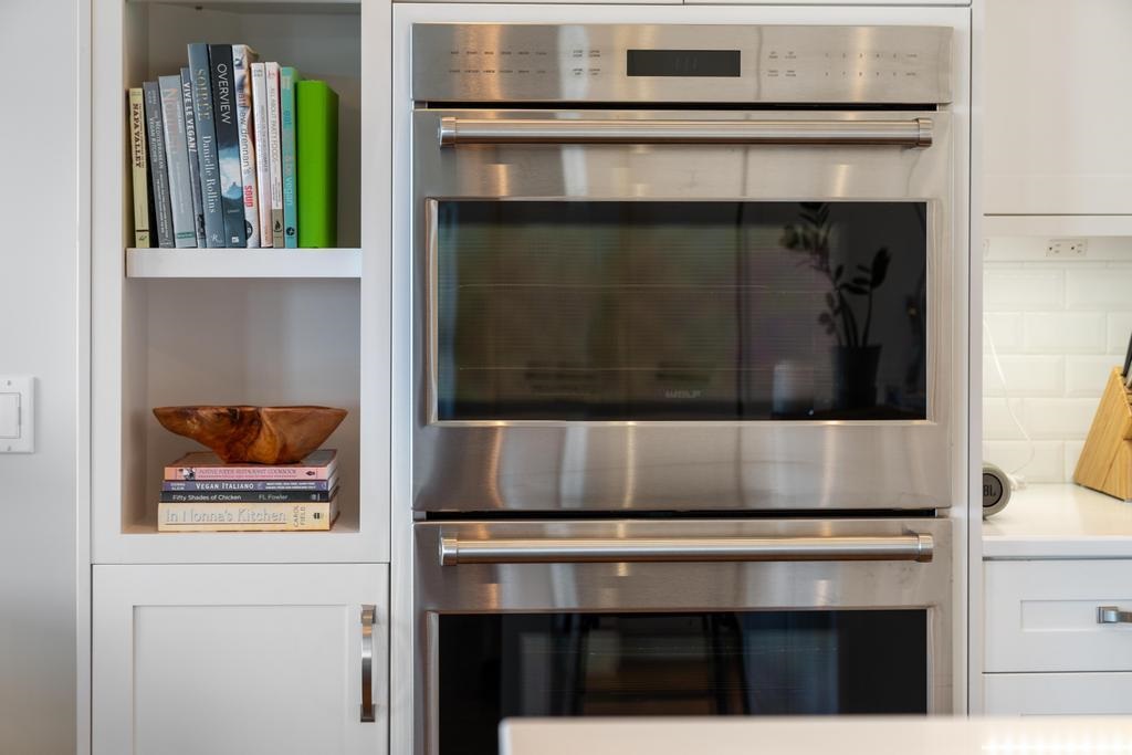 852 Bluffs Court Bay Harbor MI 49770