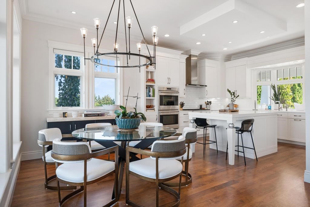 852 Bluffs Court Bay Harbor MI 49770