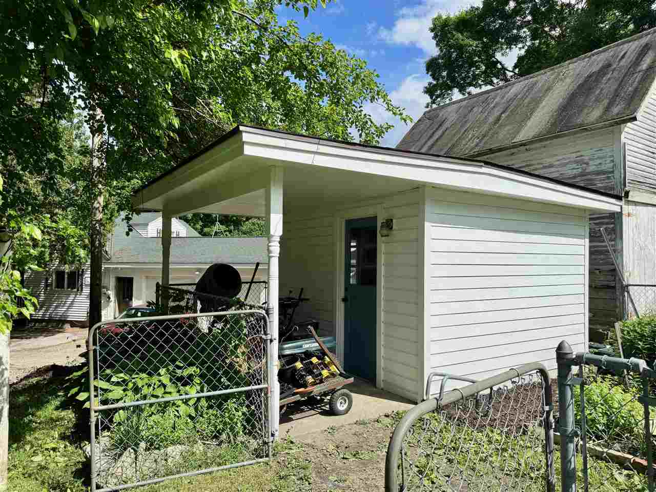2602 Elm Central Lake MI 49622