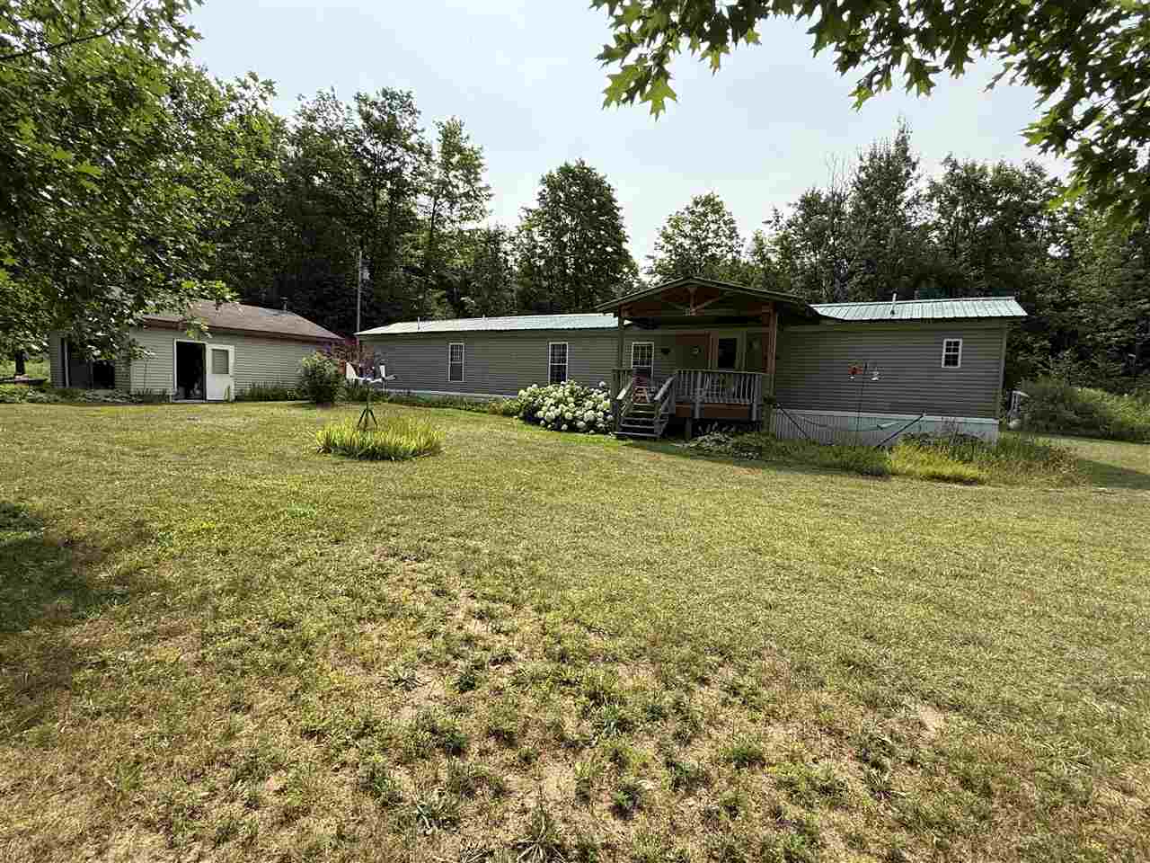 8609 Boynton Road Harbor Springs MI 49740