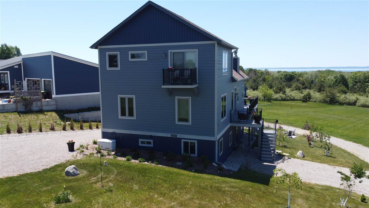 5815 Farrell Road Central Lake MI 49622