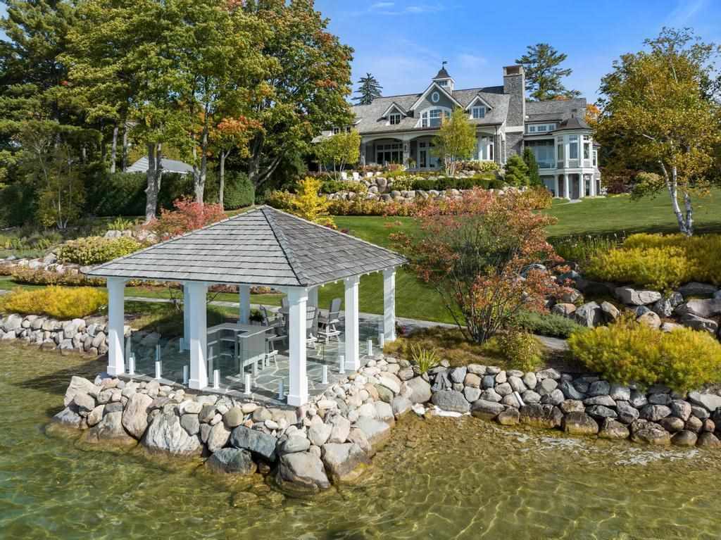 850 W Bear River Road Petoskey MI 49770