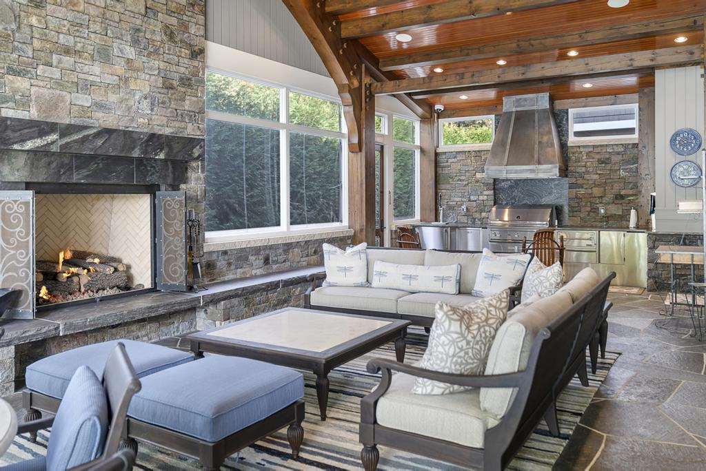 850 W Bear River Road Petoskey MI 49770