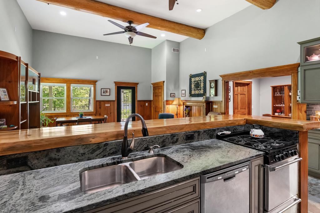 8515 Sunset Meadow Drive Charlevoix MI 49720