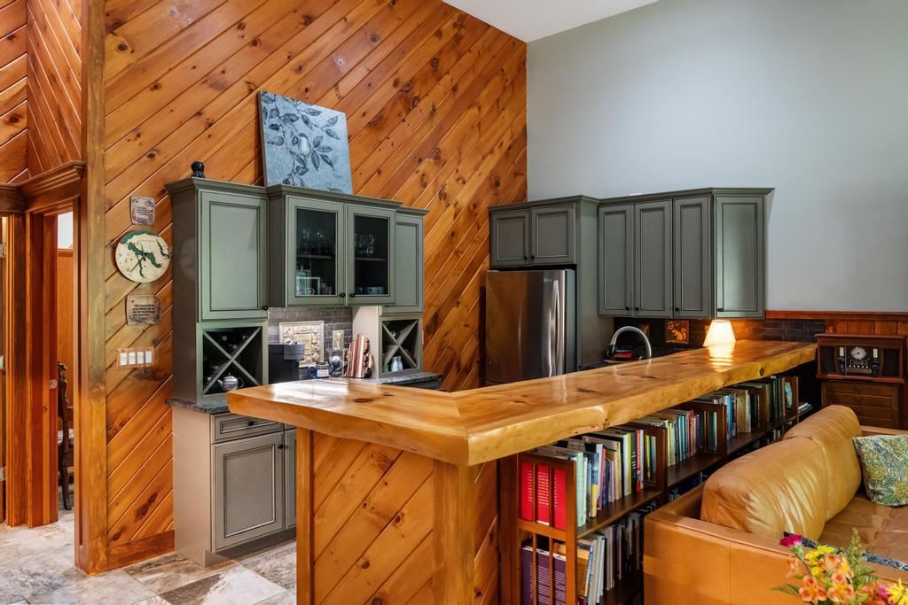 8515 Sunset Meadow Drive Charlevoix MI 49720