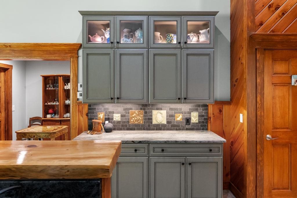 8515 Sunset Meadow Drive Charlevoix MI 49720
