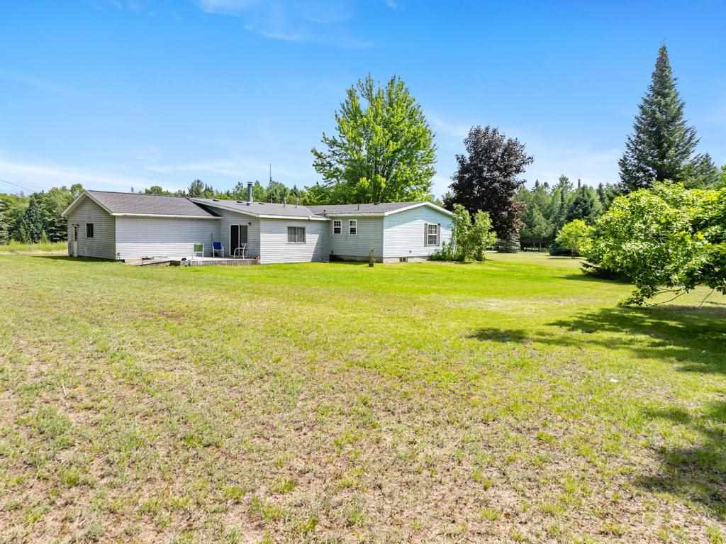 1228 Beckon Road Pellston MI 49769