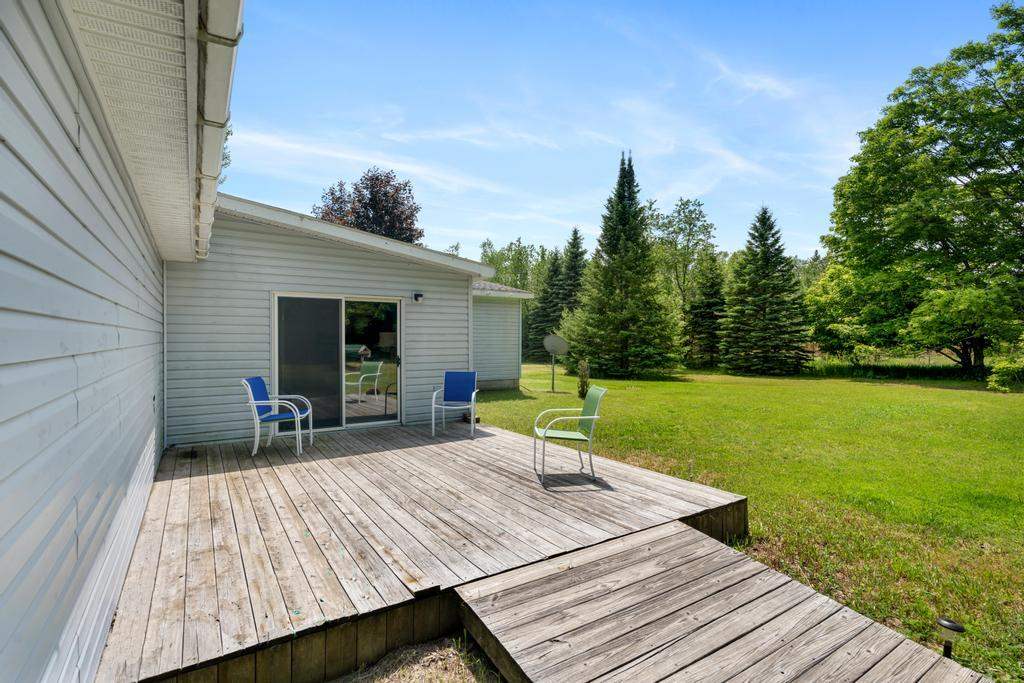 1228 Beckon Road Pellston MI 49769