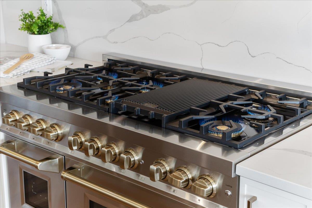 2218 Pinecrest Harbor Springs MI 49740