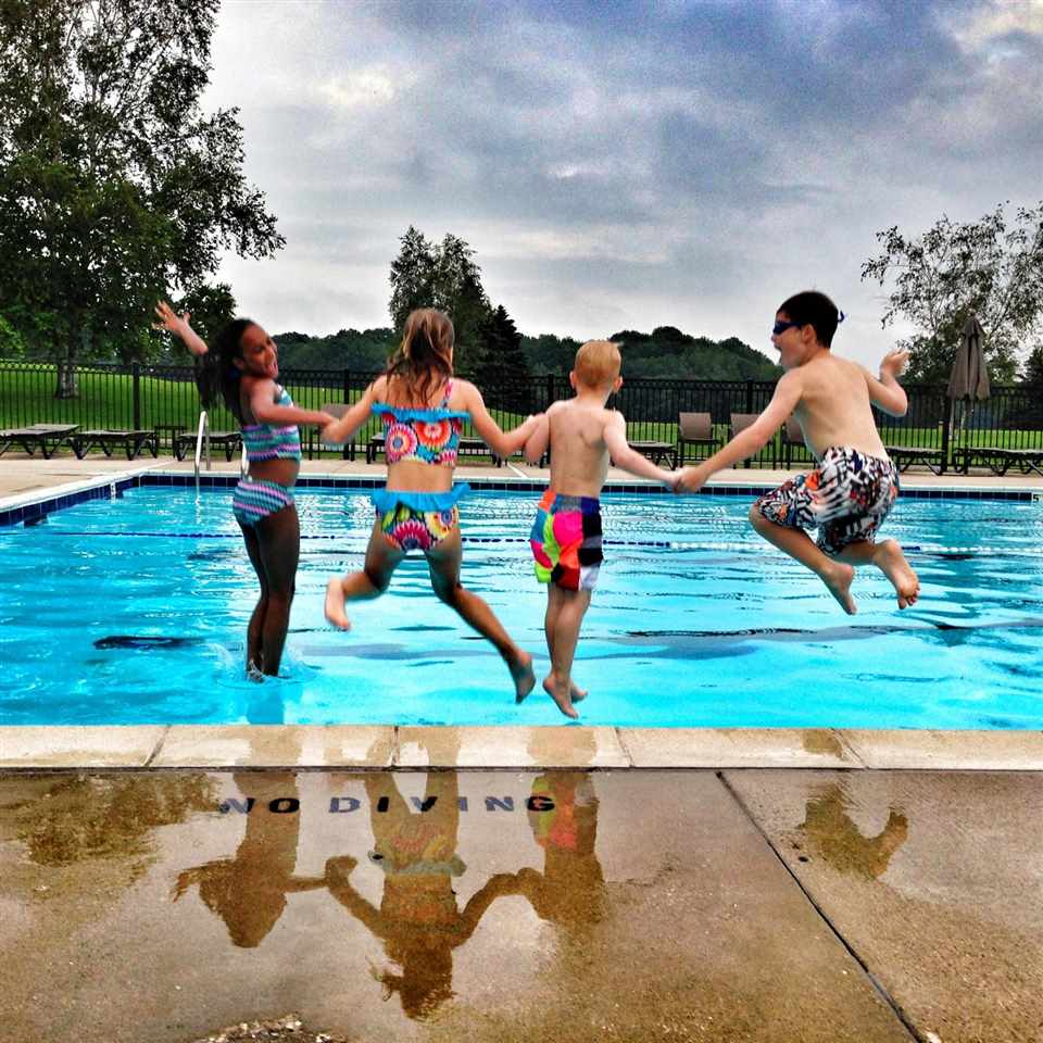 2218 Pinecrest Harbor Springs MI 49740