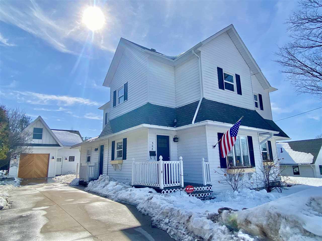 308 Fulton Street Petoskey MI 49770