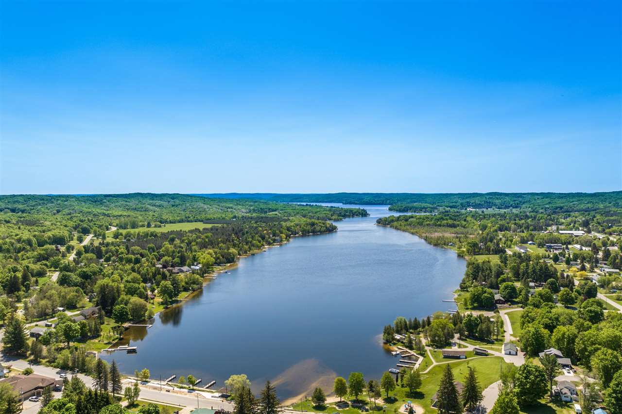 2601 Rushton Road Central Lake MI 49622