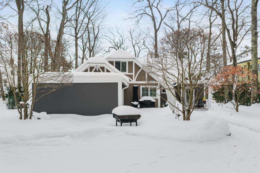 5243 W Lake Street Harbor Springs MI 49740