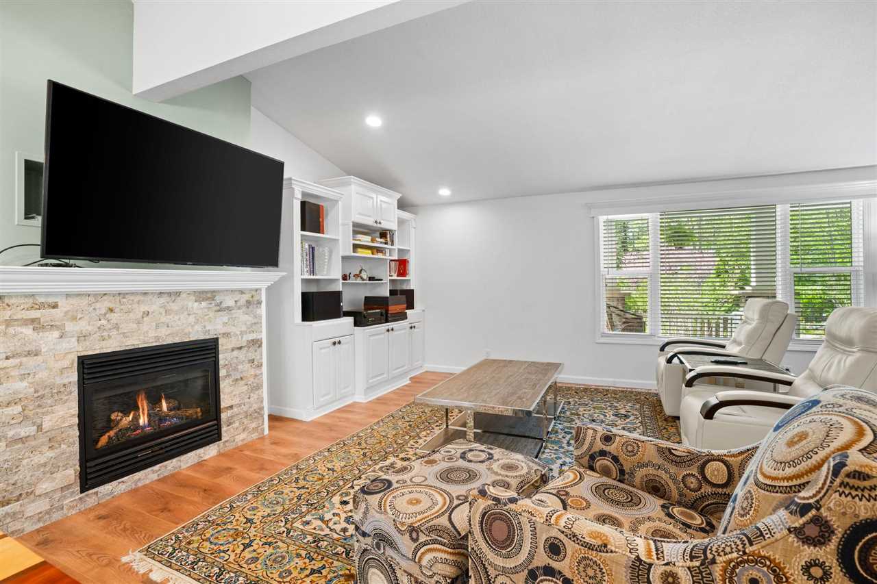 1252 Lalonde Road East Jordan MI 49727