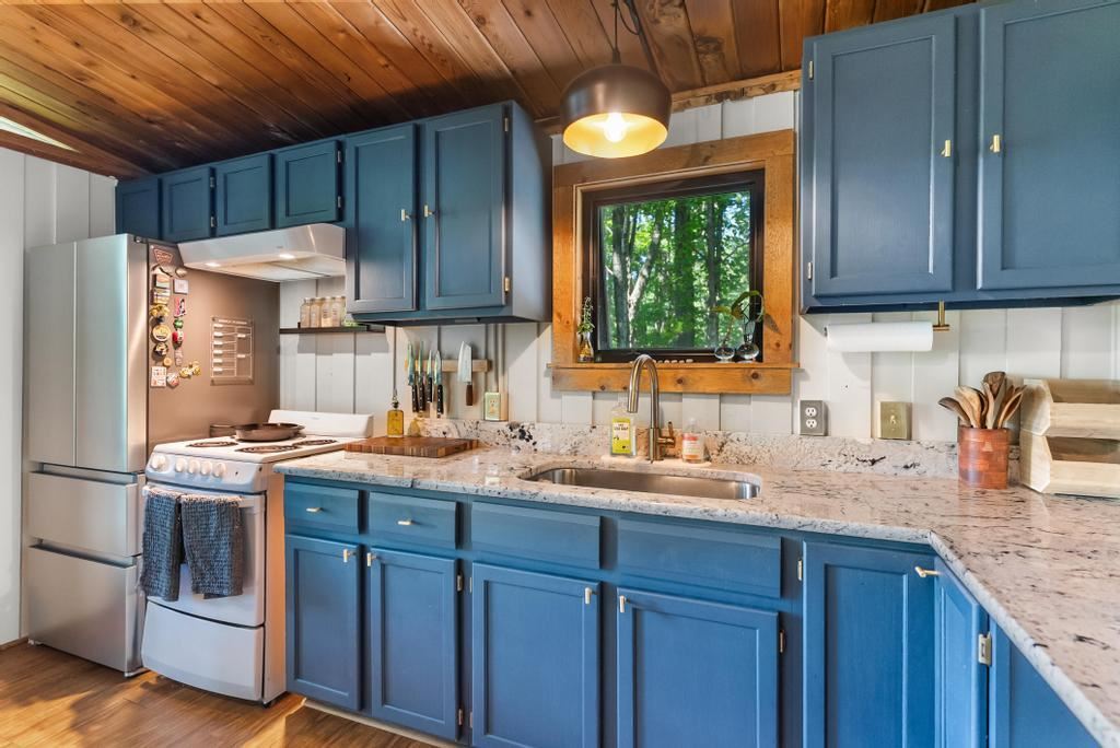 5630 Elm Lane Harbor Springs MI 49740