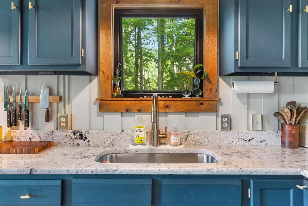 5630 Elm Lane Harbor Springs MI 49740