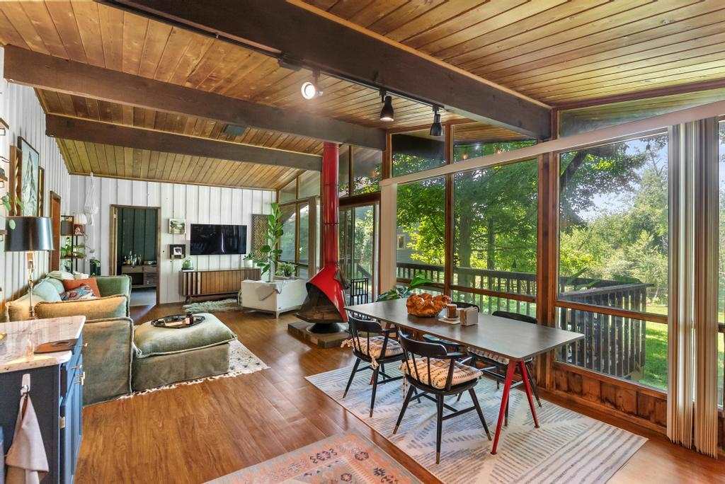 5630 Elm Lane Harbor Springs MI 49740