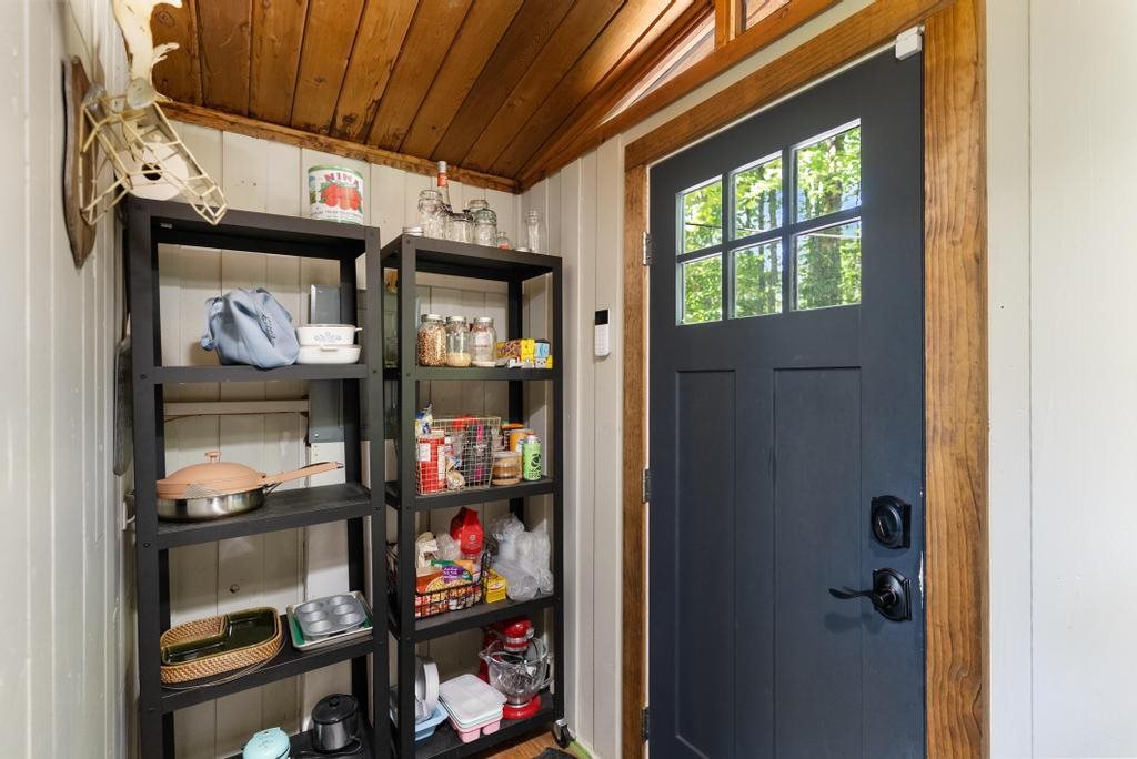5630 Elm Lane Harbor Springs MI 49740