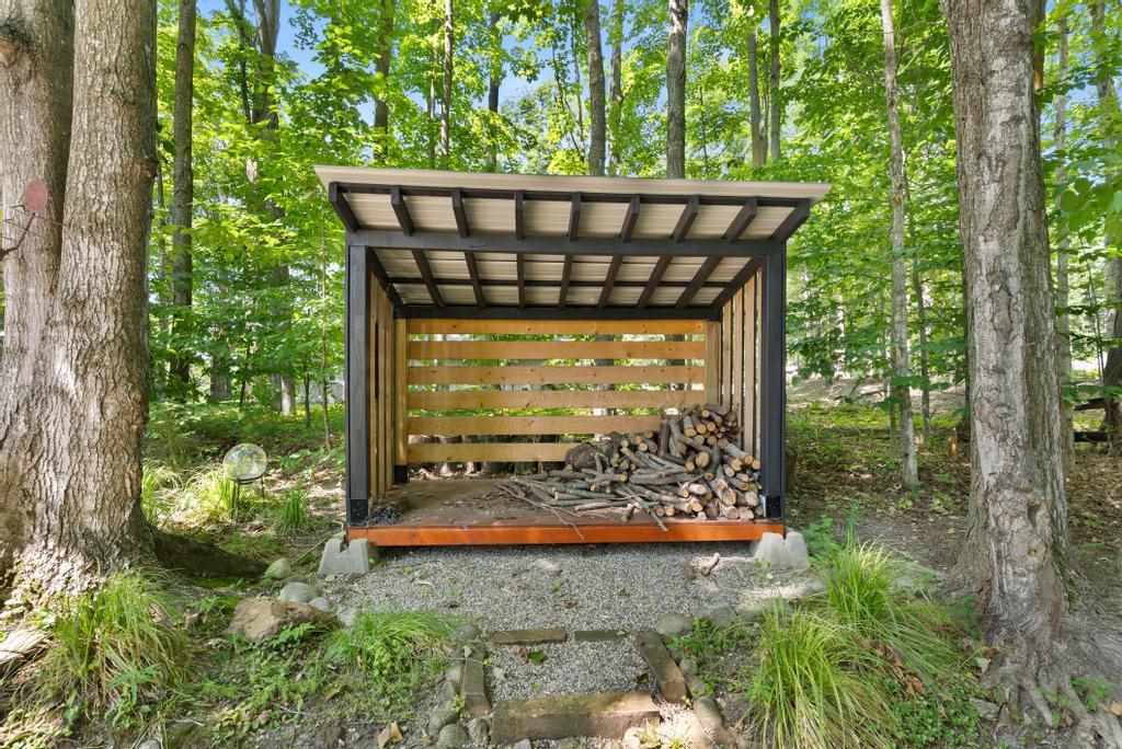 5630 Elm Lane Harbor Springs MI 49740