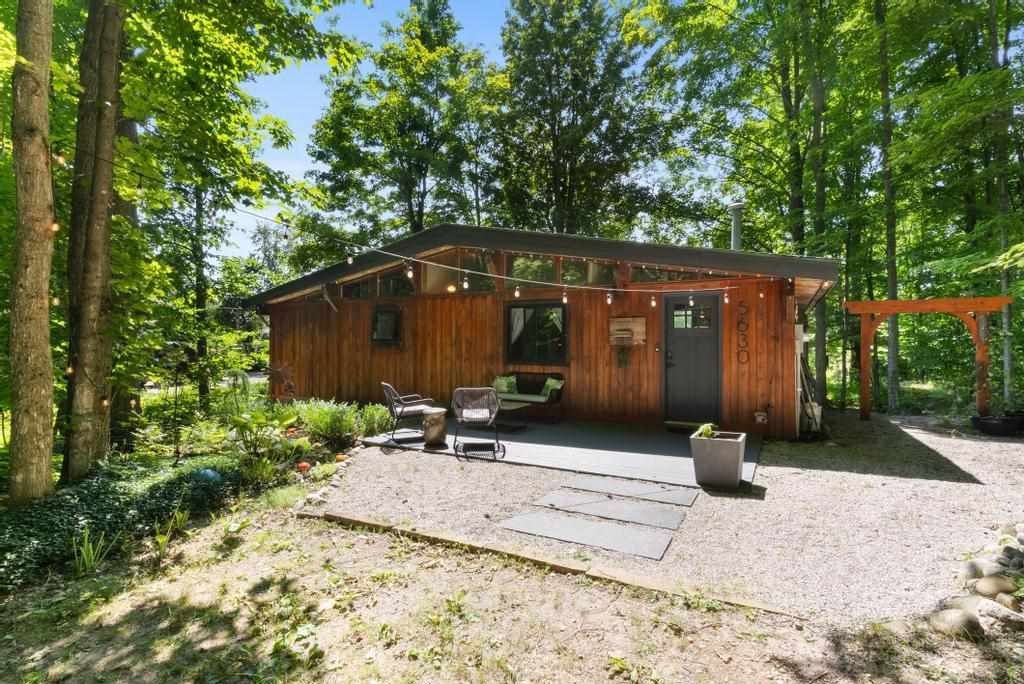 5630 Elm Lane Harbor Springs MI 49740