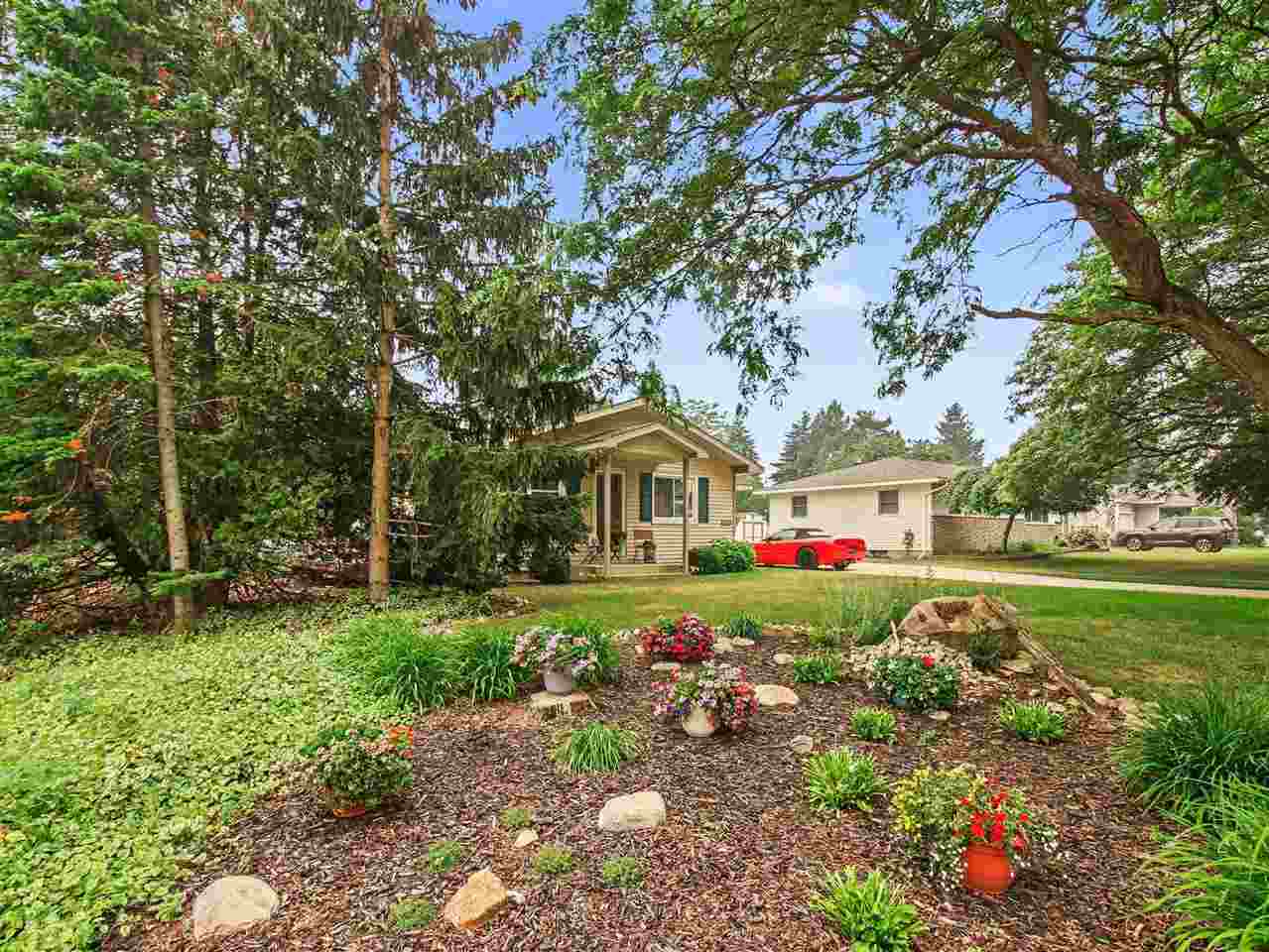 300 Robinson Street Charlevoix MI 49720