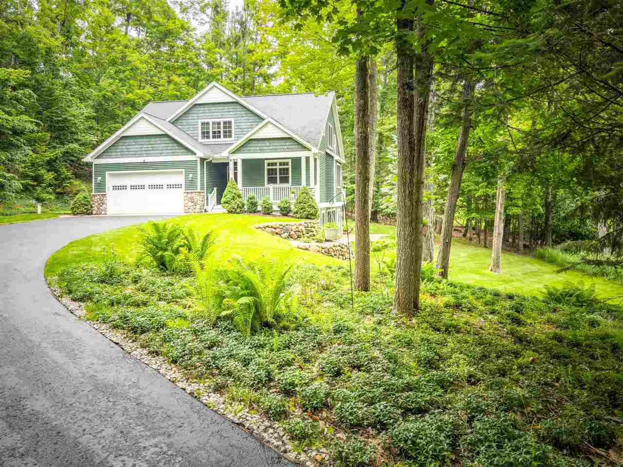 2525 Rosewood Lane Petoskey MI 49770