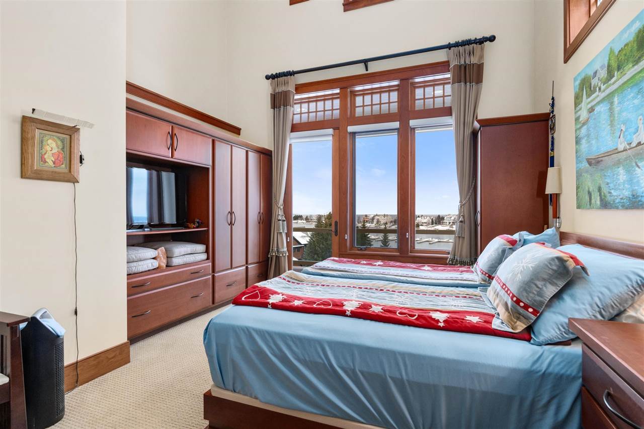 952 Bluffs Court Bay Harbor MI 49770