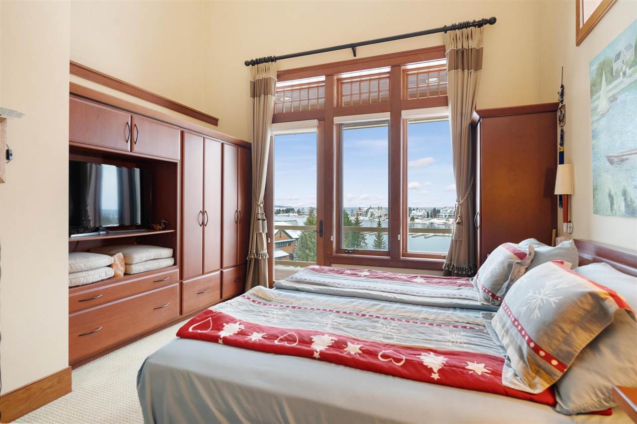 952 Bluffs Court Bay Harbor MI 49770