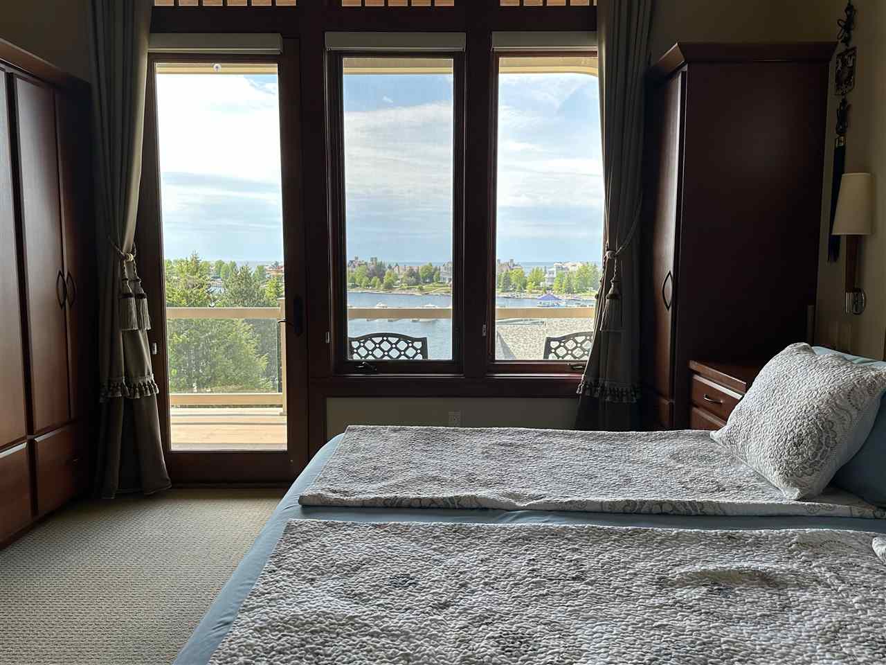 952 Bluffs Court Bay Harbor MI 49770