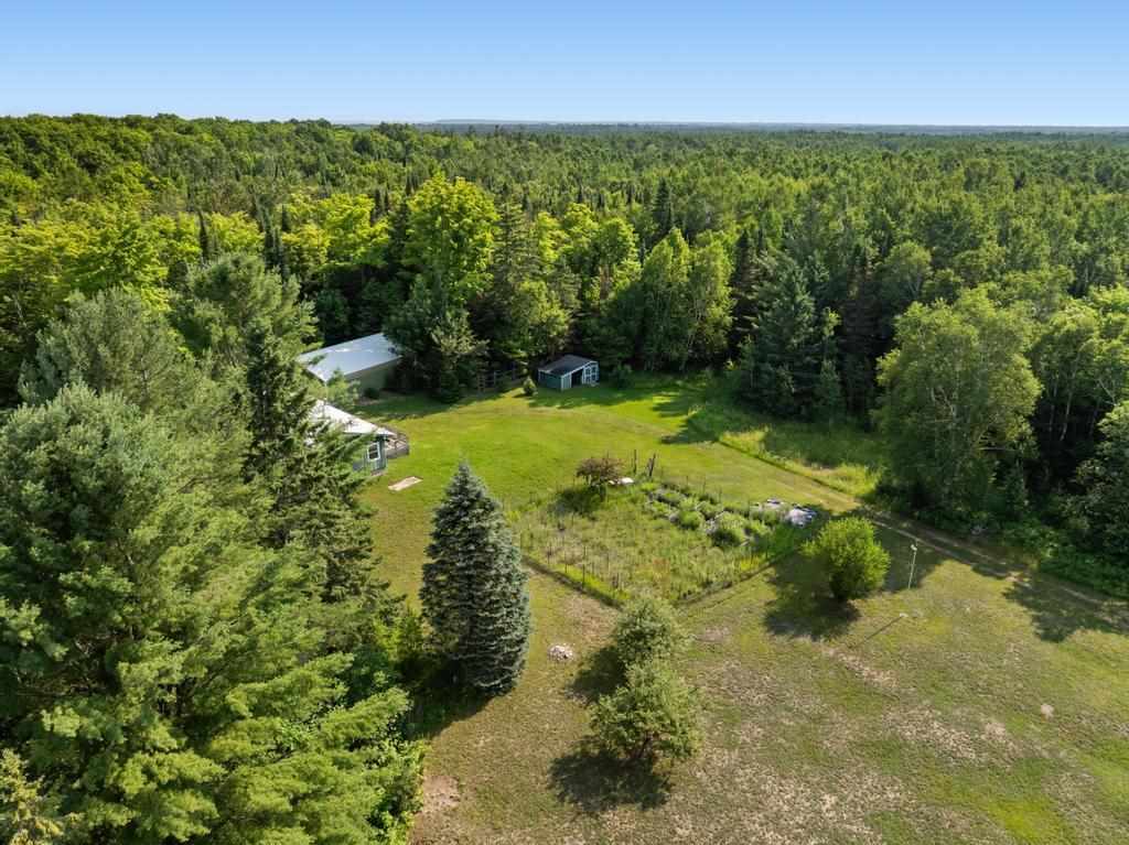 11260 Mccleary Carp Lake MI 49718