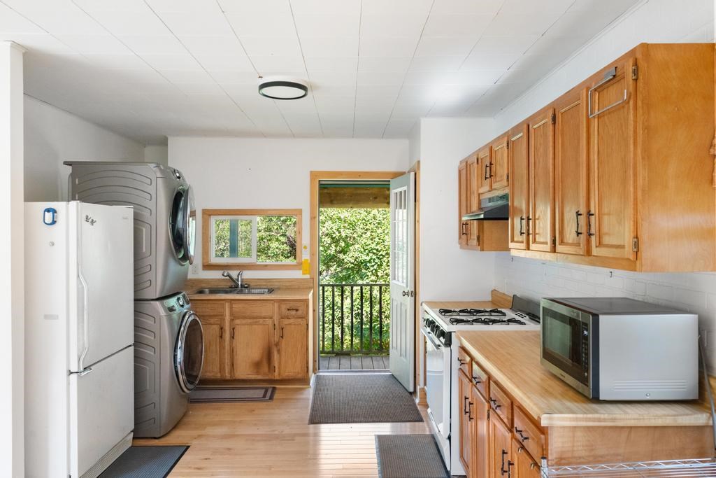 11260 Mccleary Carp Lake MI 49718
