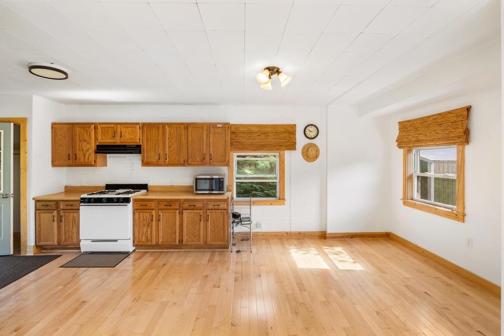 11260 Mccleary Carp Lake MI 49718