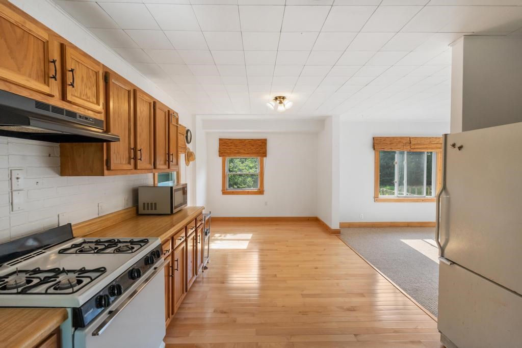 11260 Mccleary Carp Lake MI 49718