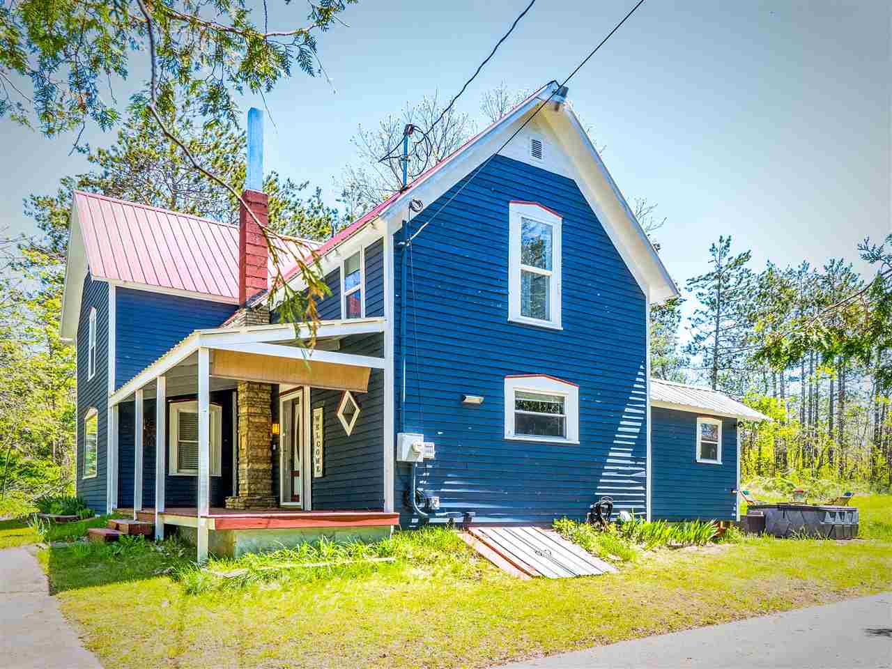 8102 Upper Bay Shore Road Charlevoix MI 49720