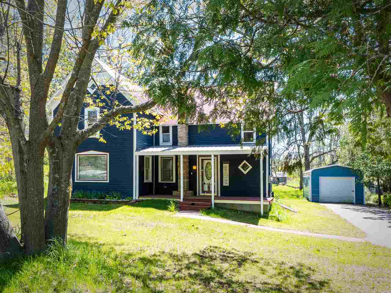 8102 Upper Bay Shore Road Charlevoix MI 49720