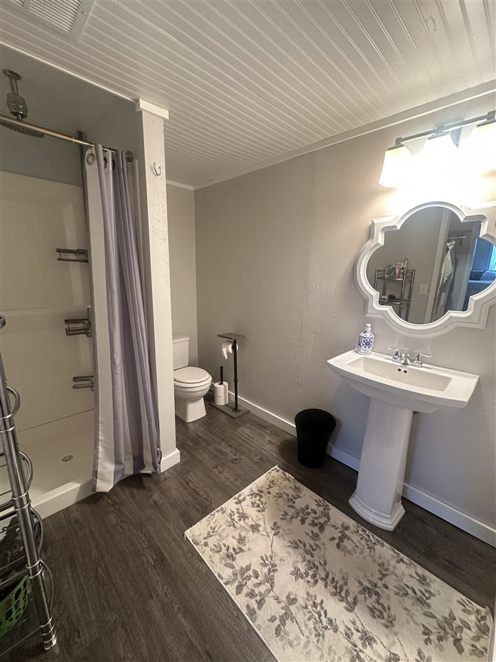 786 Greg Road Petoskey MI 49770