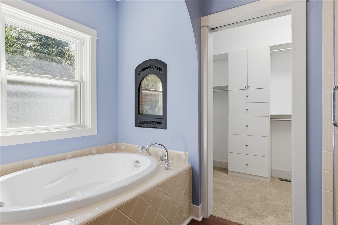 11705 N Stonebridge Drive Charlevoix MI 49720