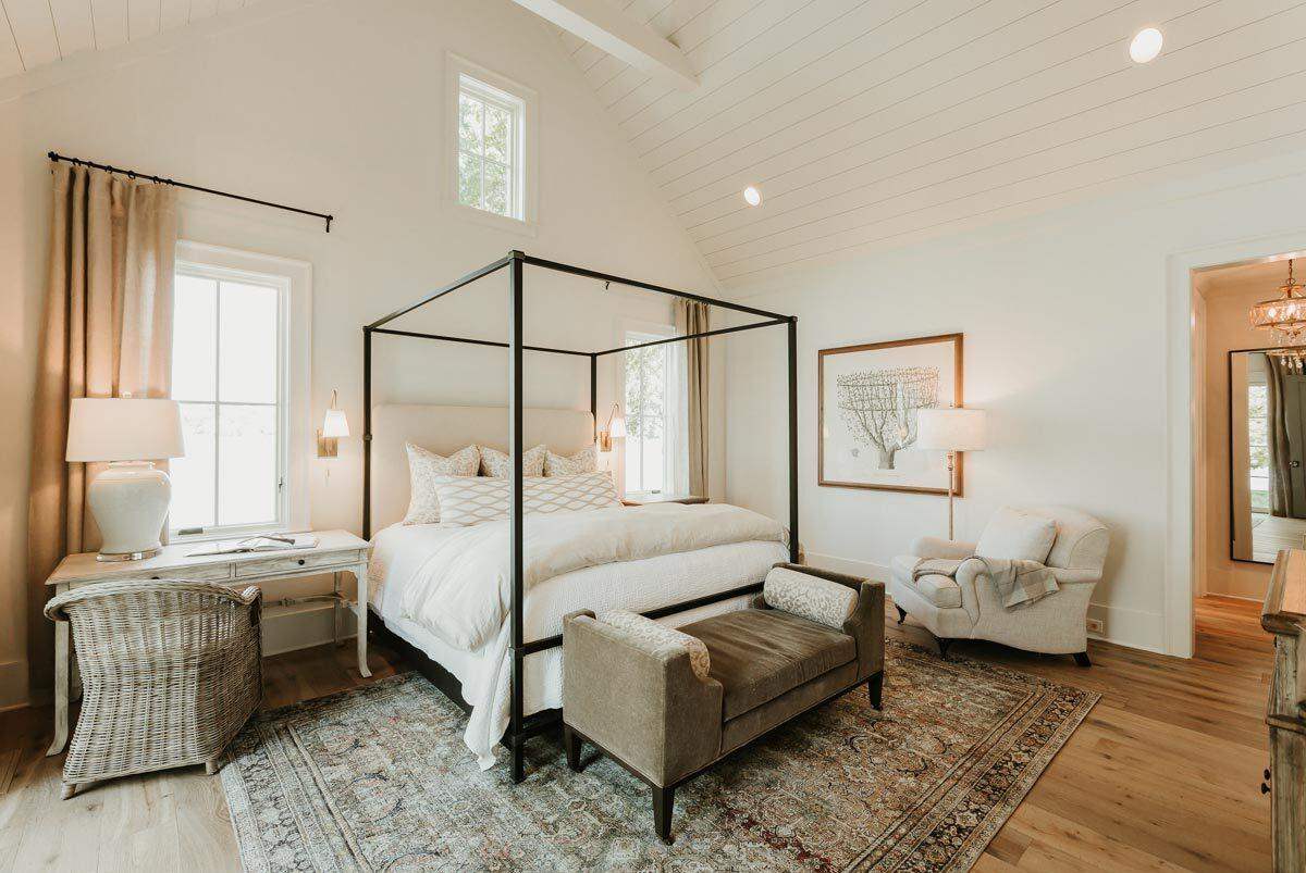 8528 Pine Ridge Drive Harbor Springs MI 49740