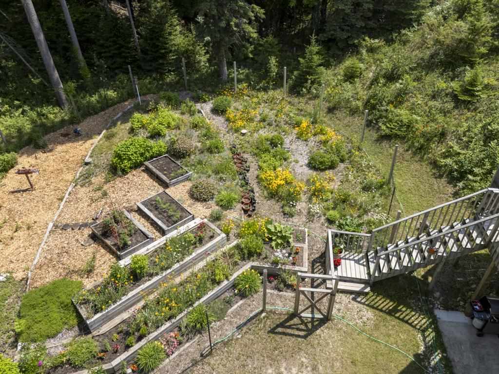 29390 Betsy Smith Trail Beaver Island MI 49782