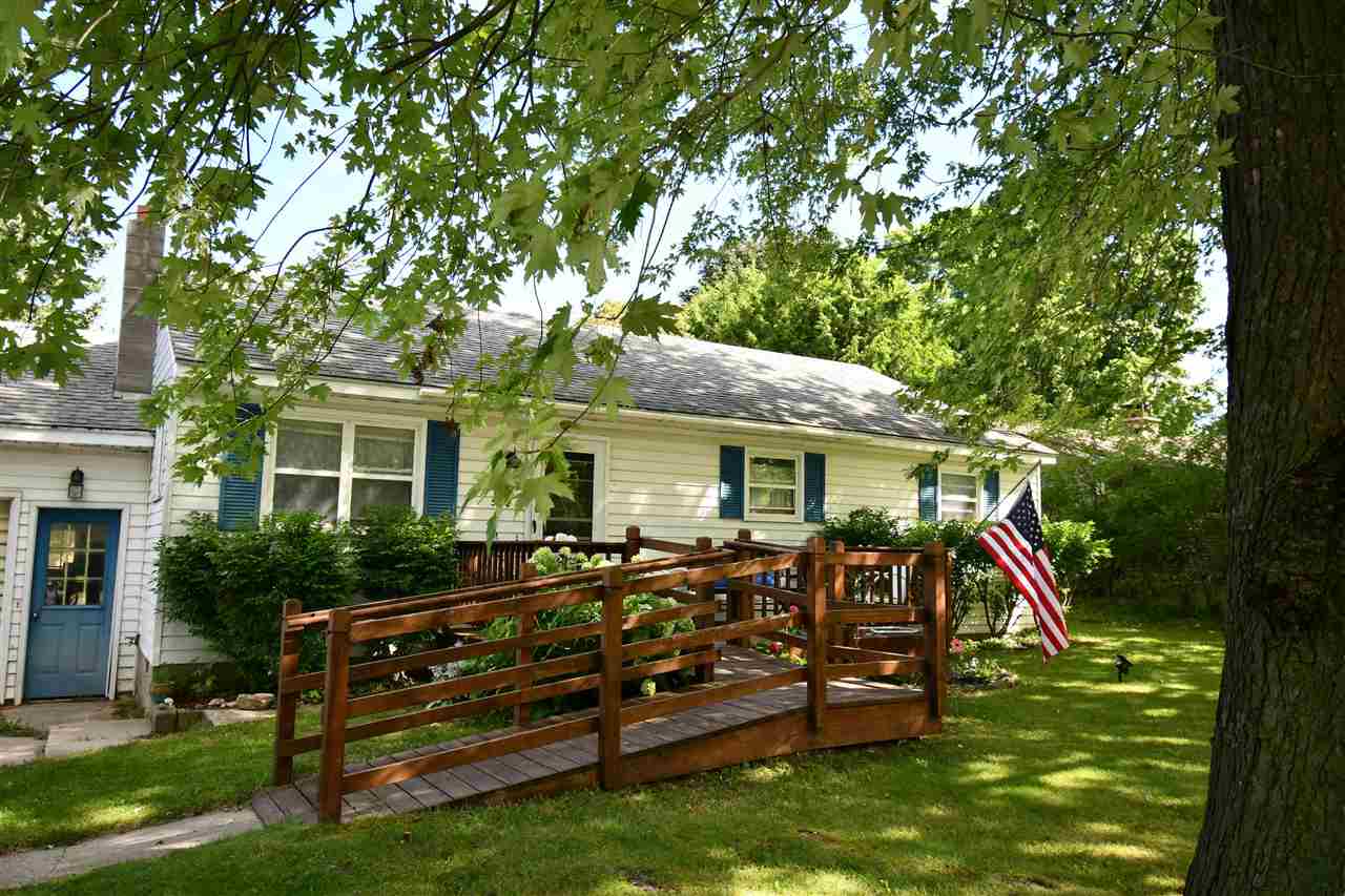 505 W Lincoln Street Charlevoix MI 49720