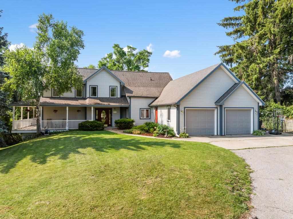 311 Foxwood Lane Petoskey MI 49770